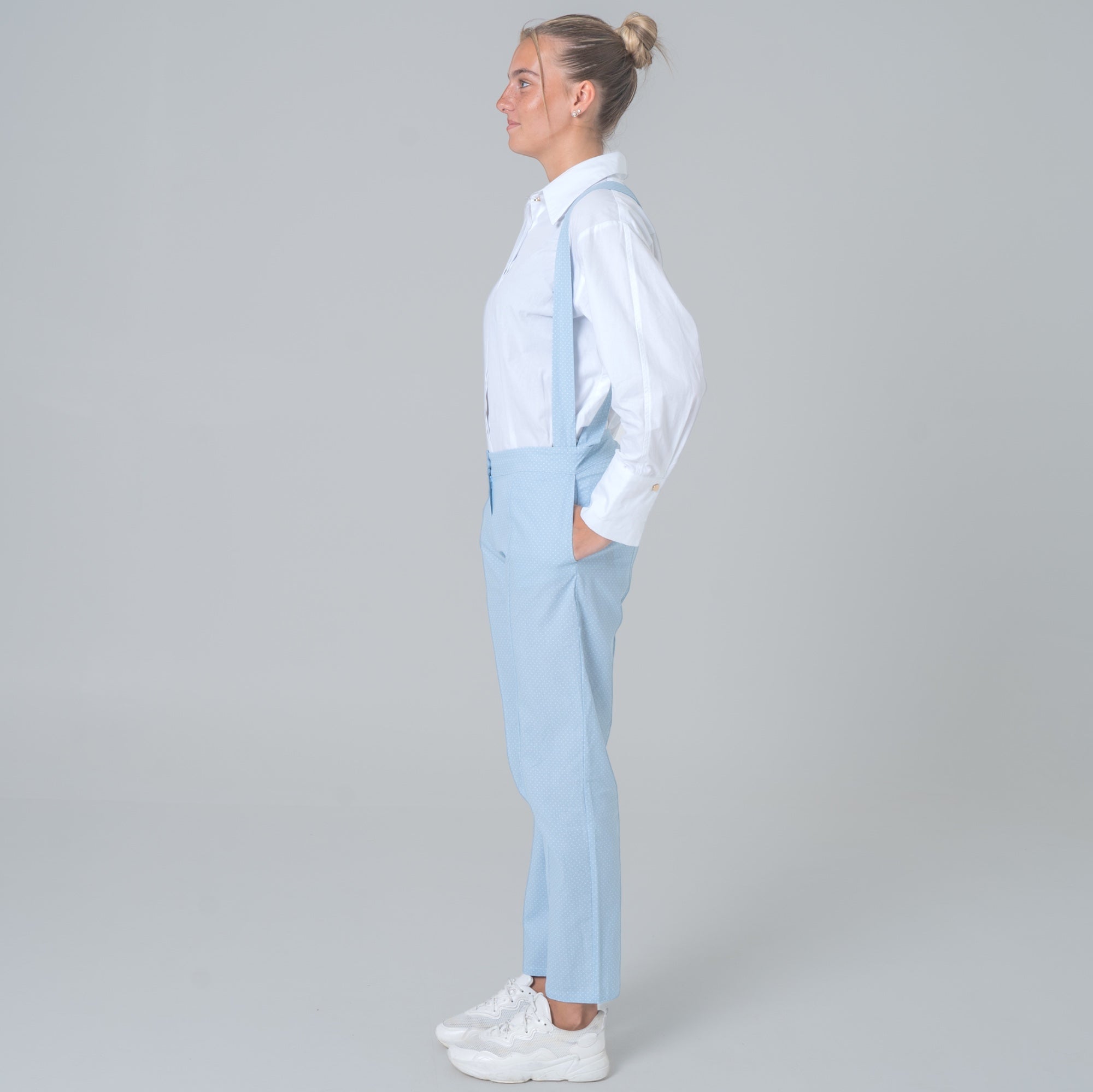 Sky blue cotton poplin suspender pants with white polka dots