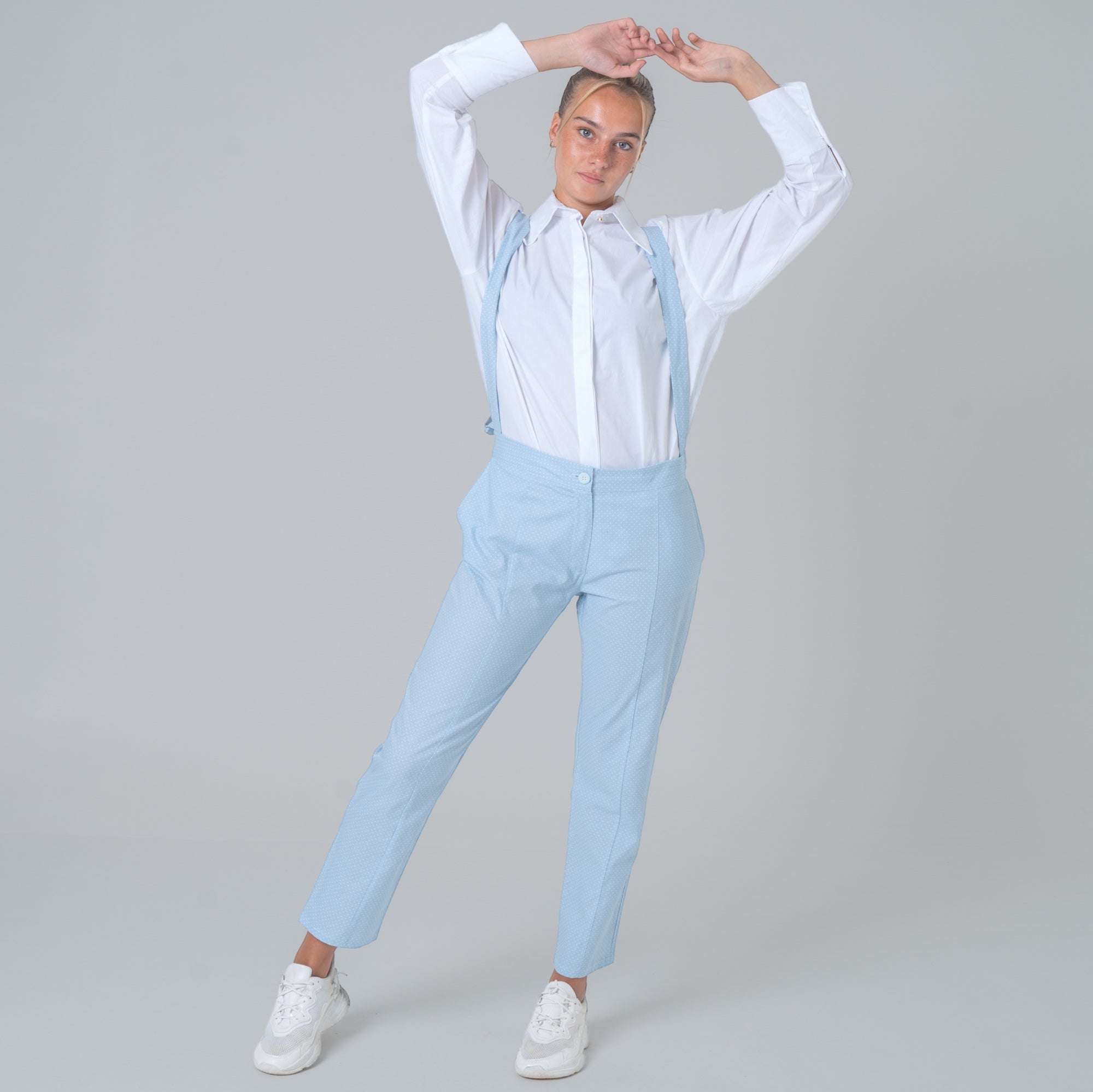 Sky blue cotton poplin suspender pants with white polka dots