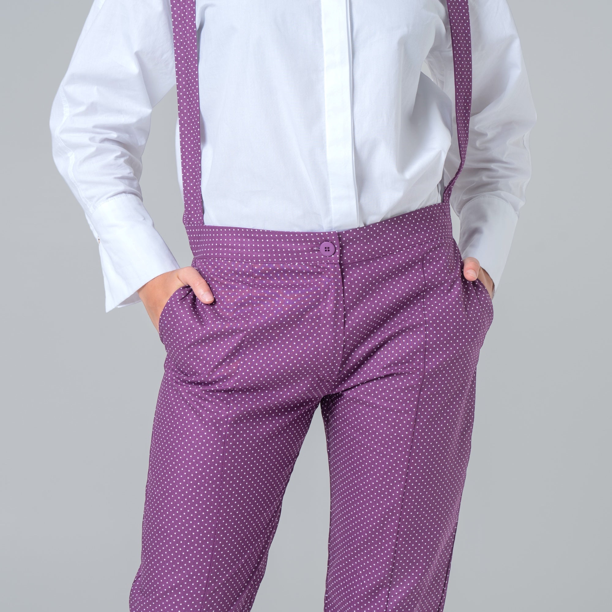 Lilac cotton poplin suspender pants with white polka dots