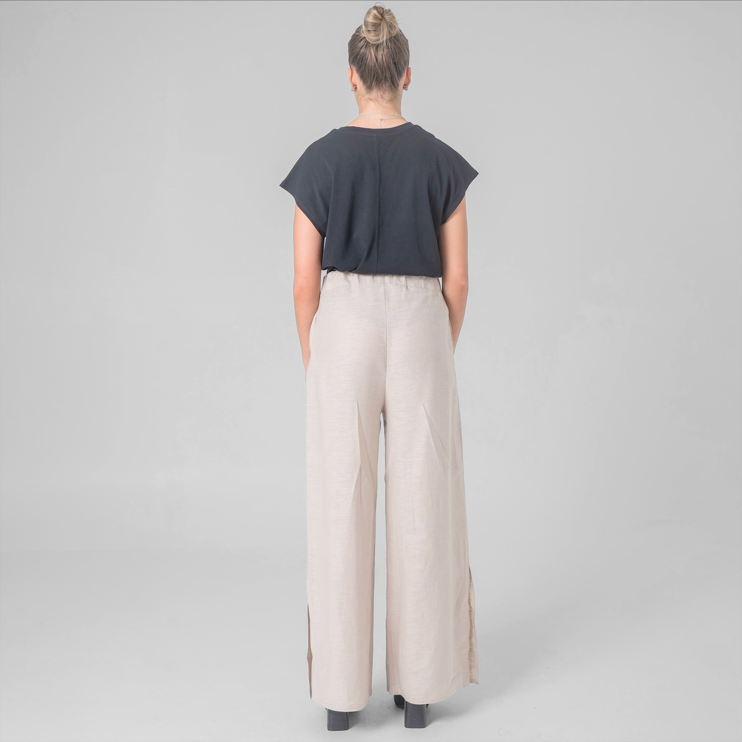 Sand cotton and linen slit pants