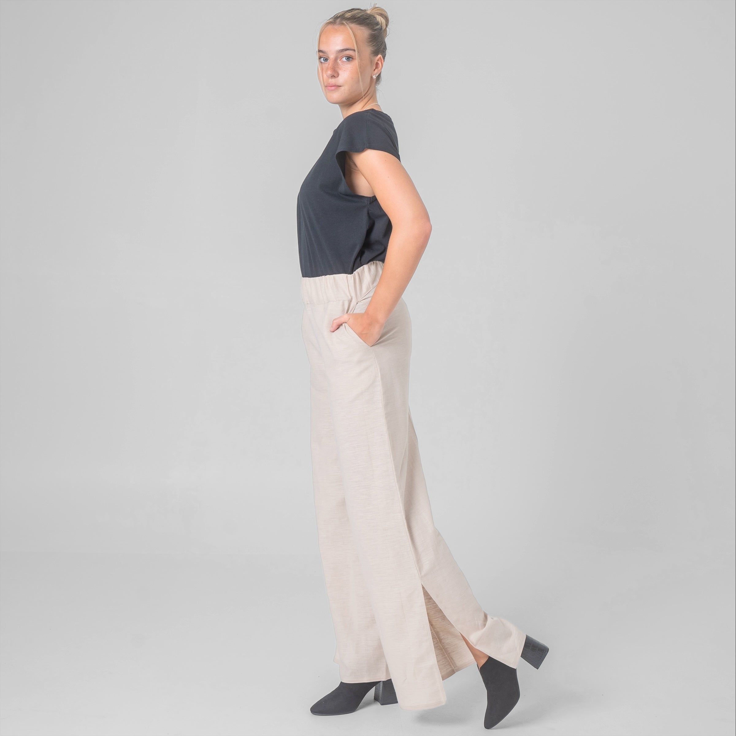 Sand cotton and linen slit pants